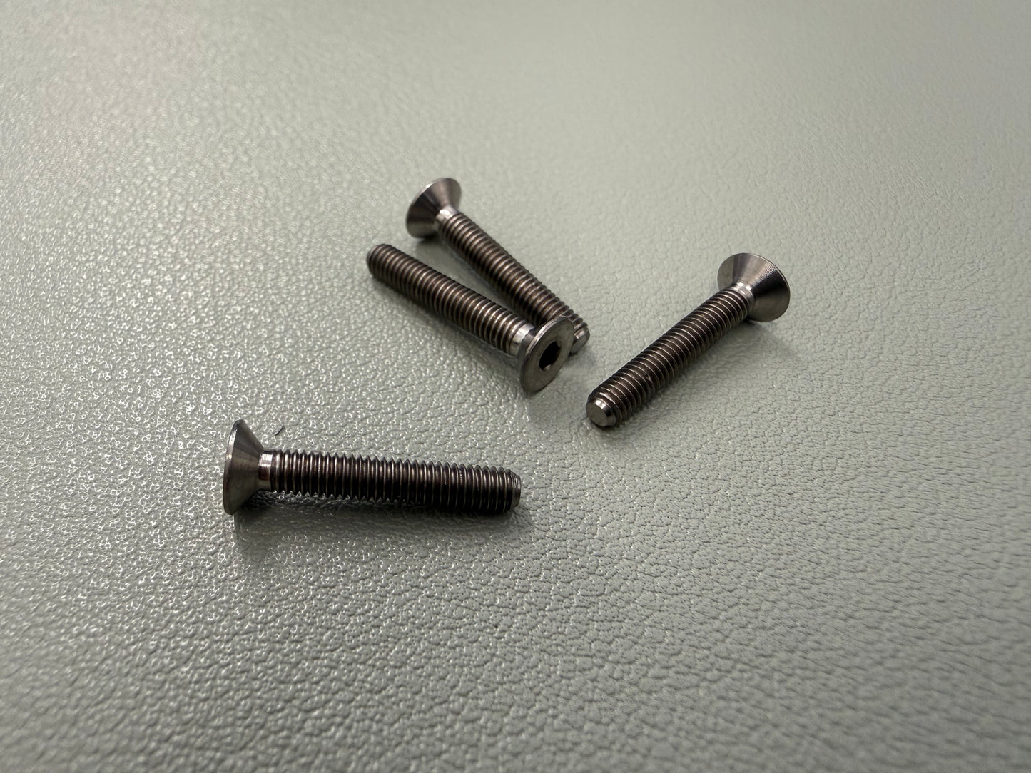 Countersunk - 18mm M3