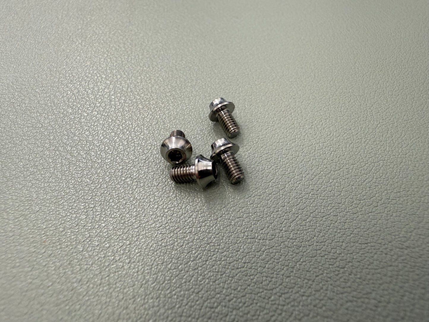 UFO - 5mm M3