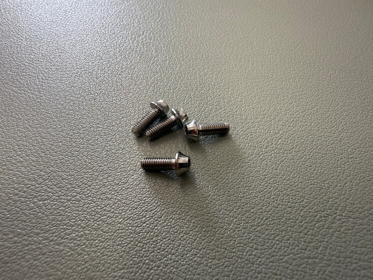 UFO - 8mm M3