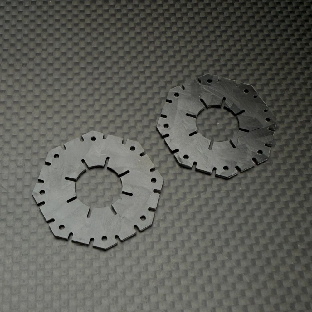 R1 WURKS – FORGED CARBON 12.5MM INNER SLIPPER PADS – PR (XRAY XB2 OR XB4)