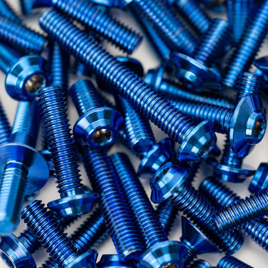 1Up Racing – Pro Duty Titanium Upper Screw Set – Blue Anodised (Associated B7 or B7D)