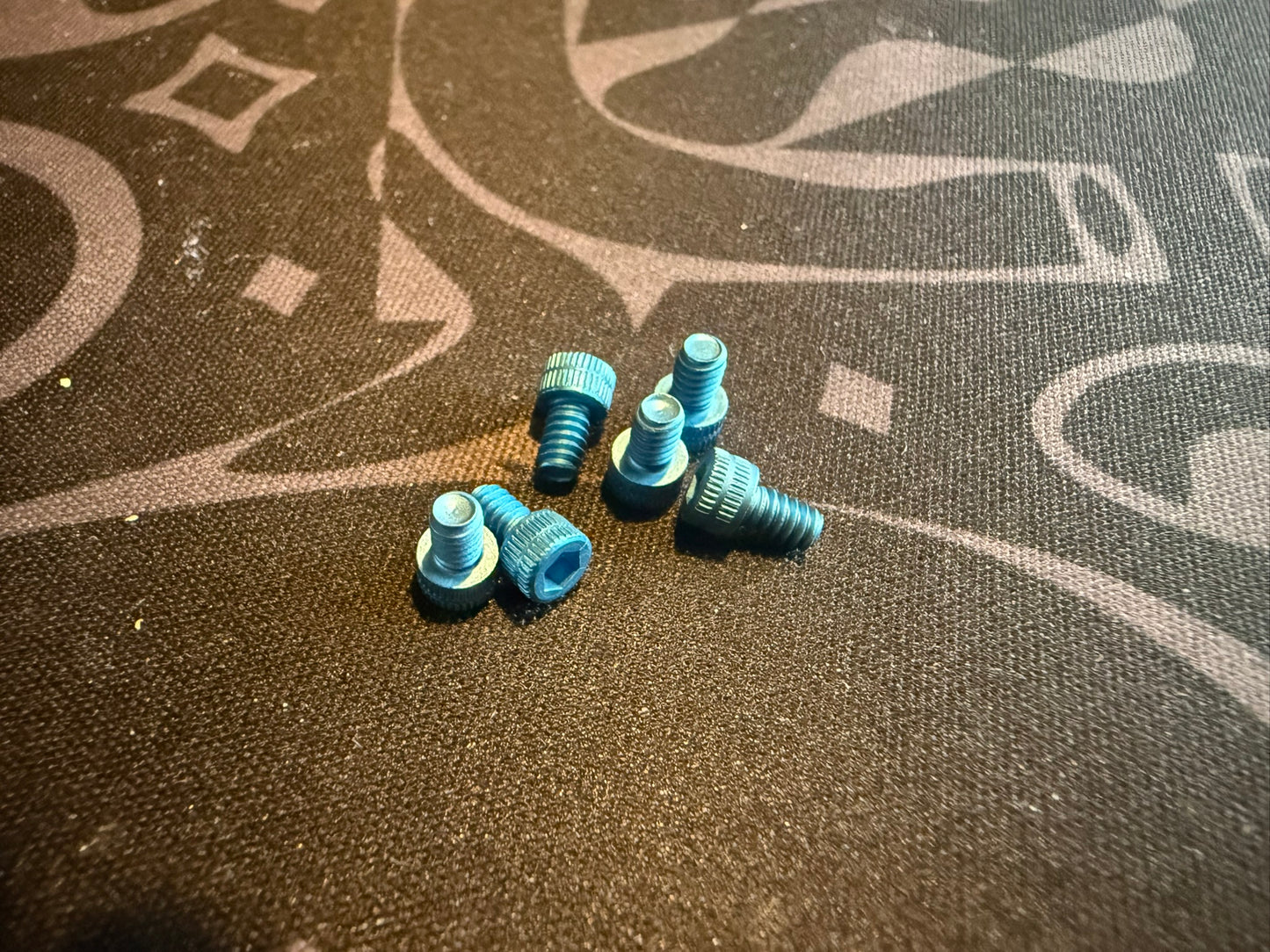 4-40 x 3/16 Cap Head - Blue