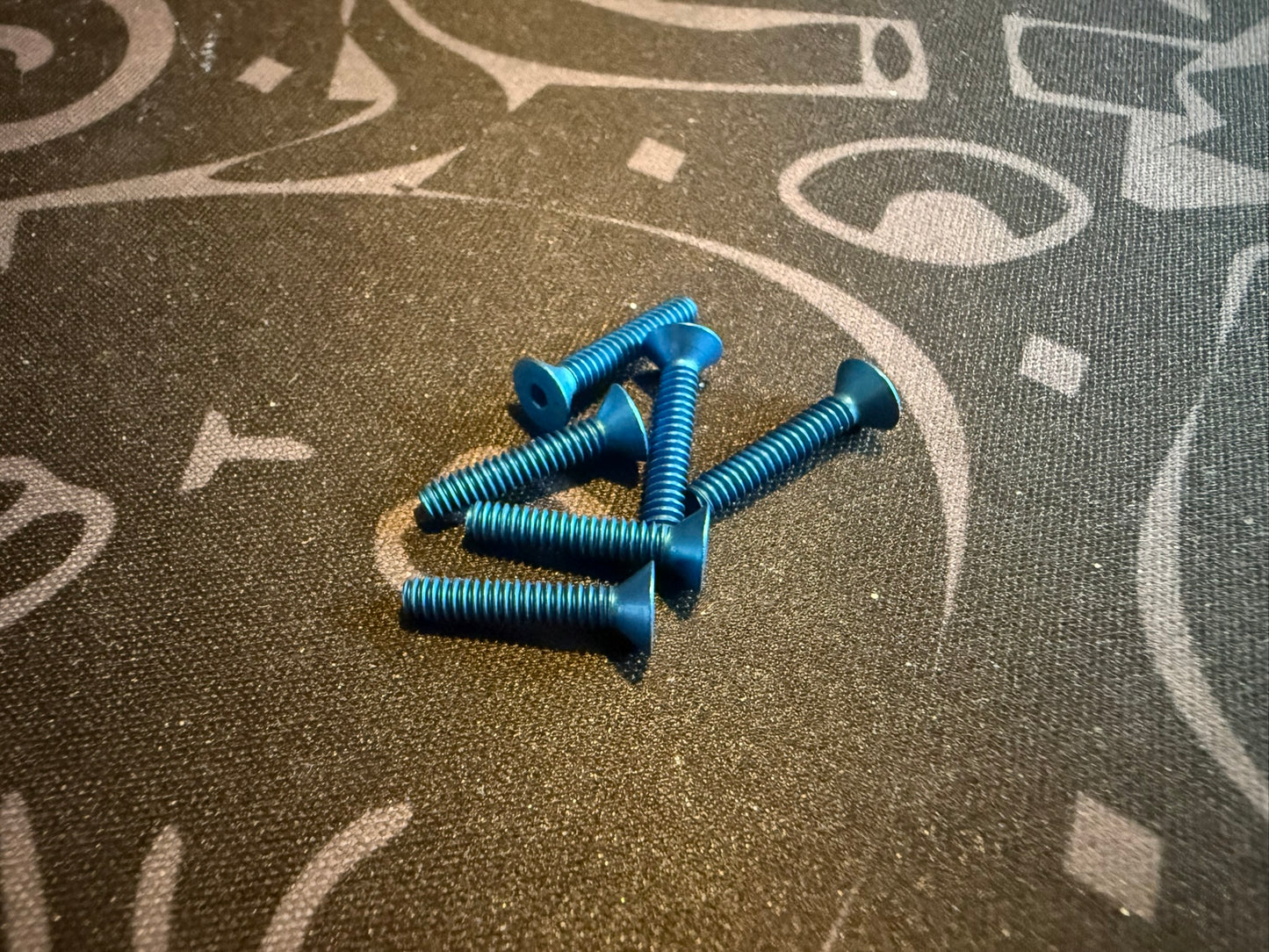 4-40 x 5/8 Countersunk - Blue