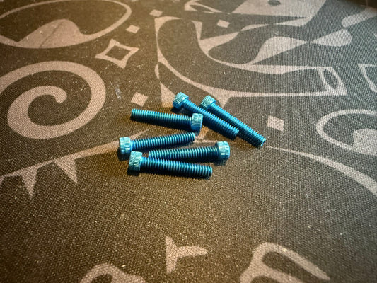 4-40 x 11/16 Cap Head - Blue