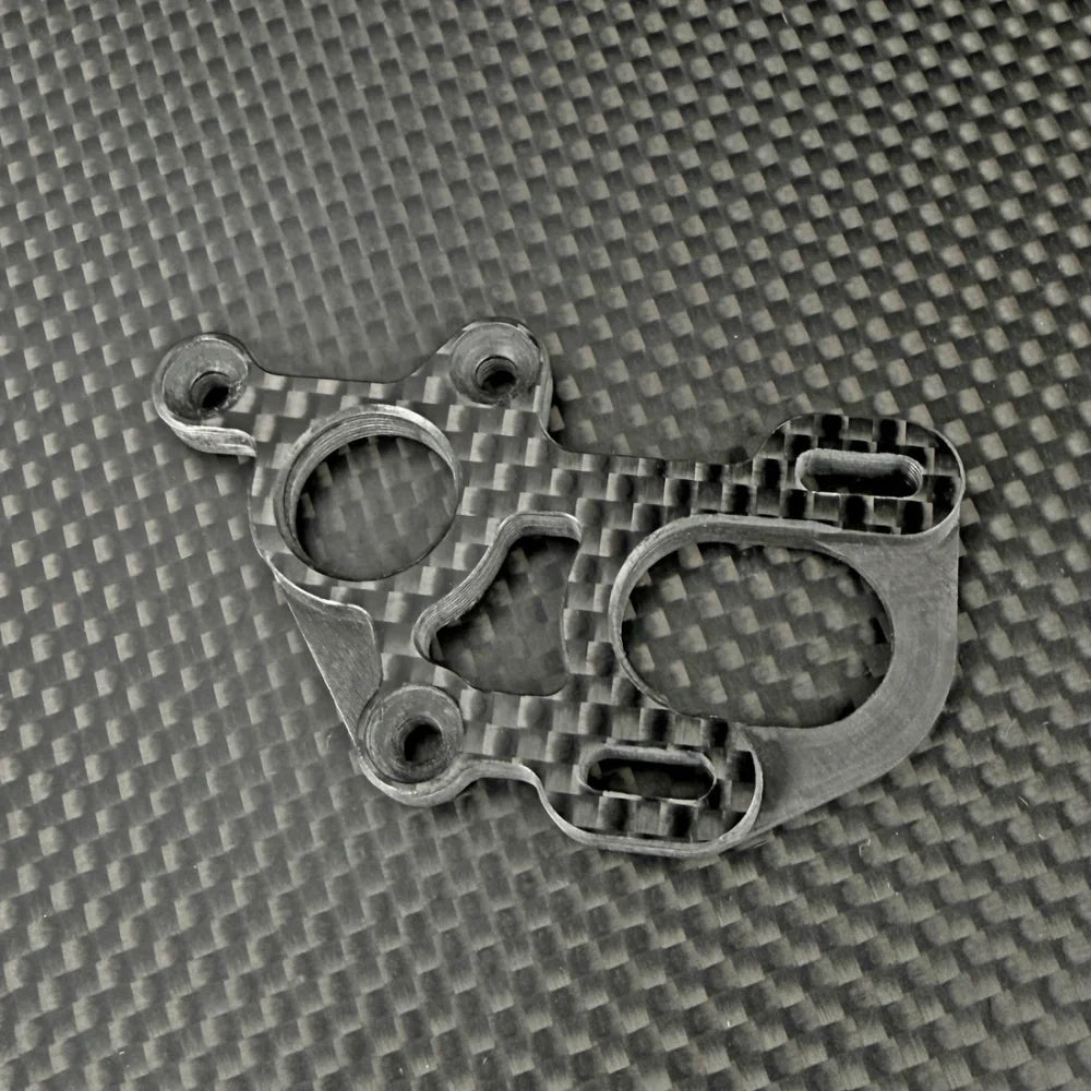 R1 WURKS – CARBON FIBRE MOTOR MOUNT PLATE (R1B)
