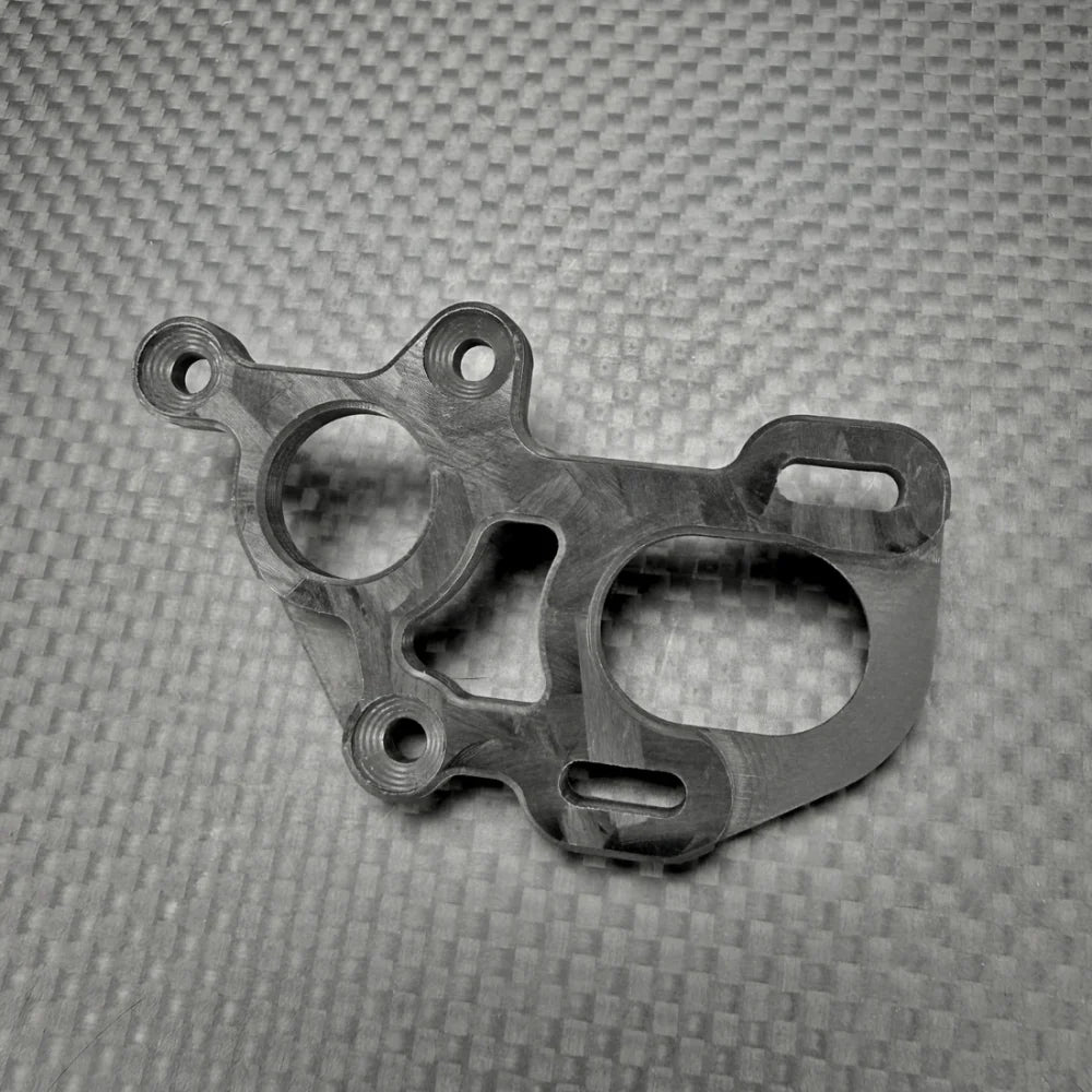 R1 WURKS – FORGED CARBON FIBRE MOTOR MOUNT PLATE (R1B)